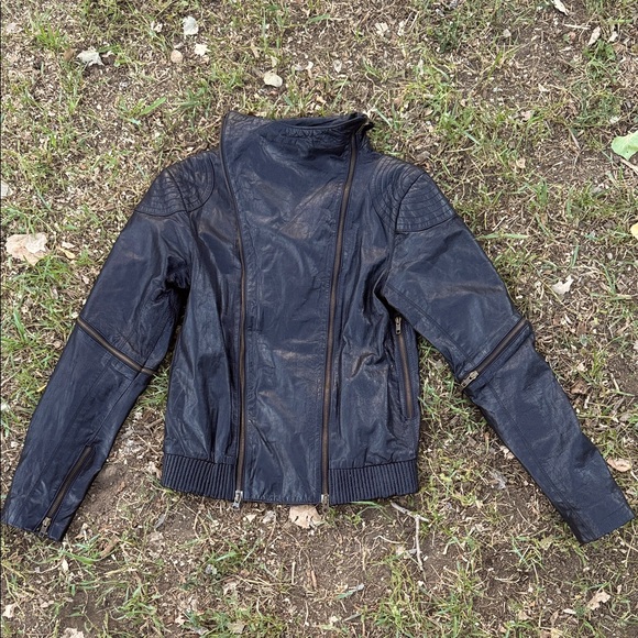 Women's Black Jacket - Picture 2 of 9